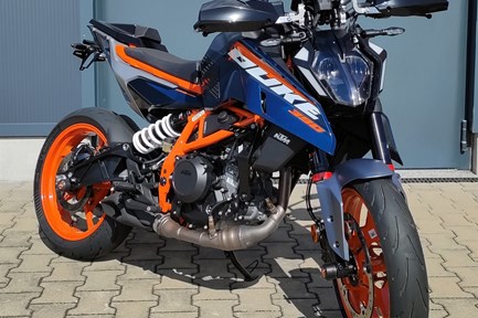KTM 390 Duke