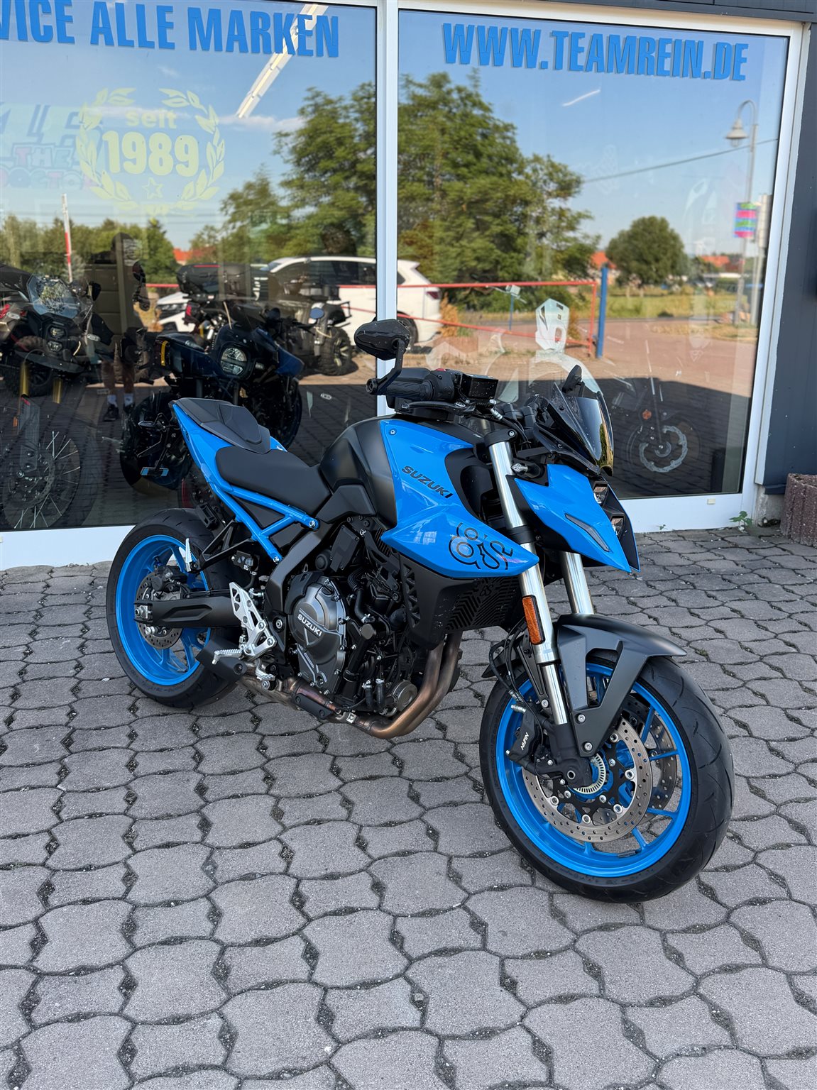 Suzuki GSX-8S