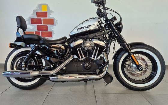 Gebrauchtmotorrad Harley-Davidson Sportster XL 1200X Forty-Eight - Bild 1