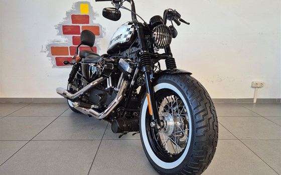 Gebrauchtmotorrad Harley-Davidson Sportster XL 1200X Forty-Eight - Bild 2