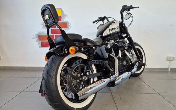 Gebrauchtmotorrad Harley-Davidson Sportster XL 1200X Forty-Eight - Bild 3
