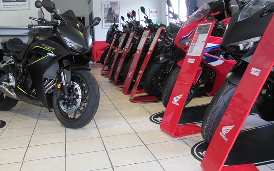 Gebrauchtmotorrad Honda CRF1100L Africa Twin Adventure Sports DCT - Bild 8