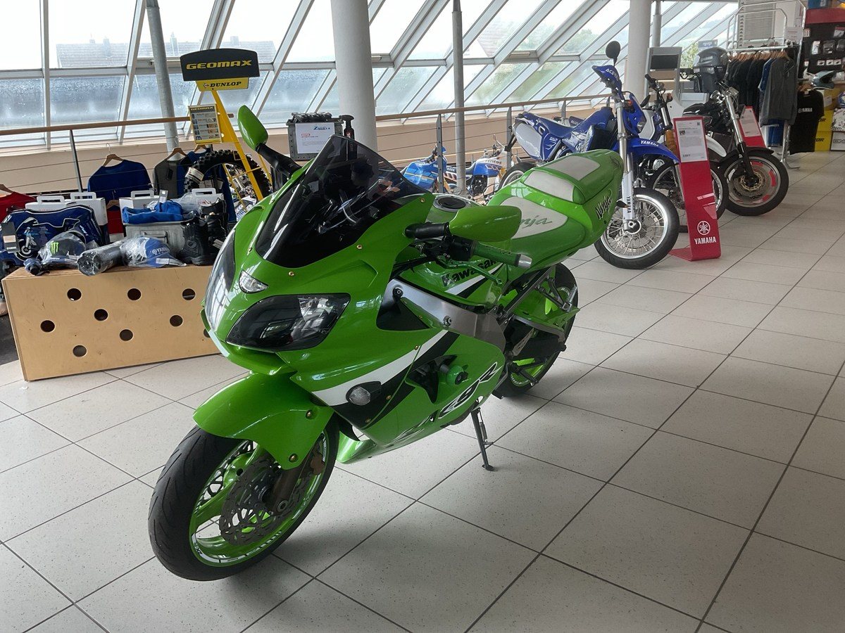 Kawasaki ZX-9R Ninja