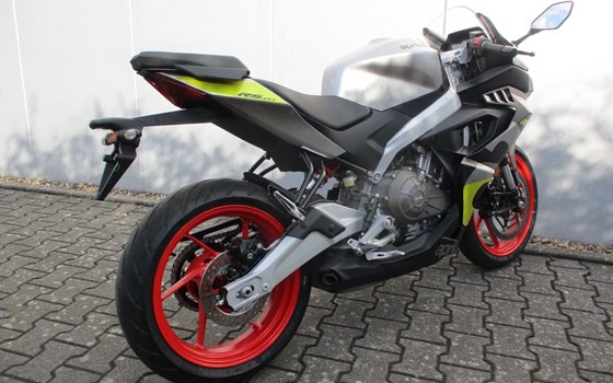 Neufahrzeug Aprilia RS 457 - Bild 11