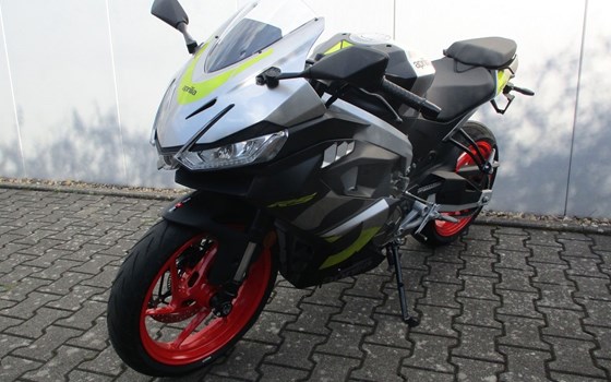 Neufahrzeug Aprilia RS 457 - Bild 7