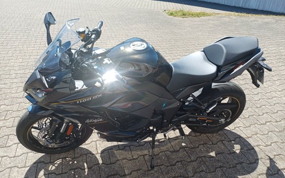 Gebrauchtmotorrad Kawasaki Ninja 1100SX - Bild 2