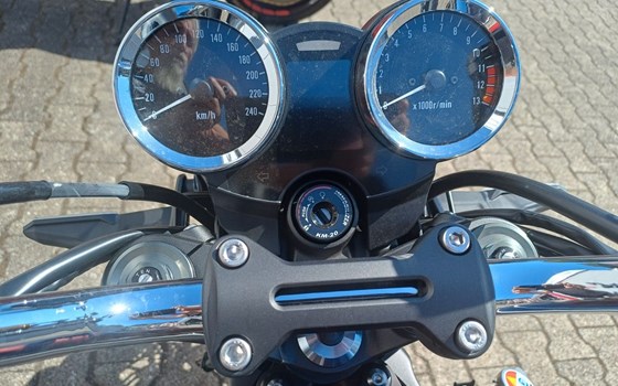 Gebrauchtmotorrad Kawasaki Z900 RS - Bild 5