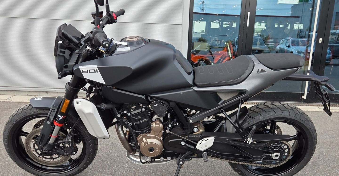 Angebot Husqvarna Svartpilen 801