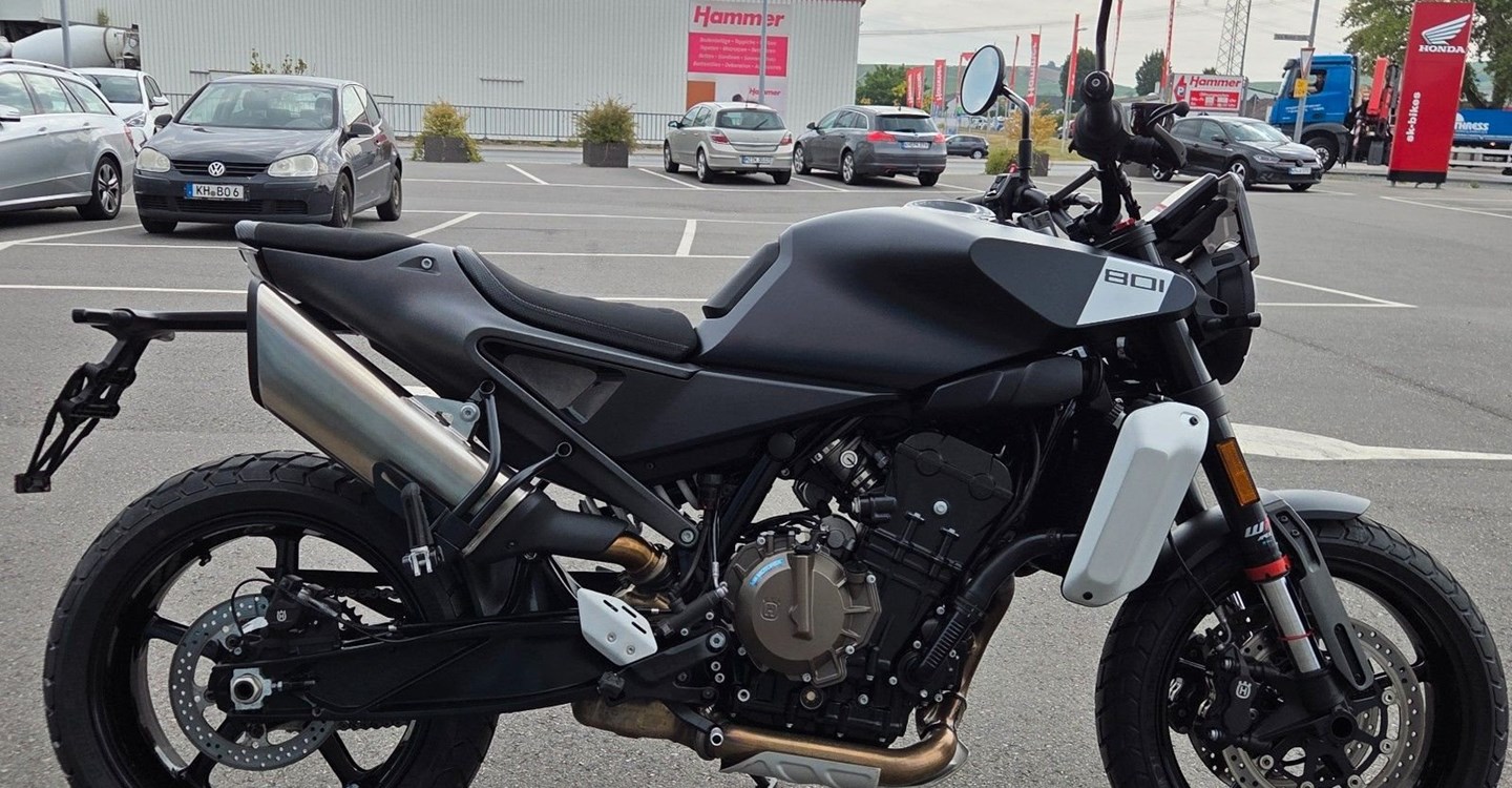 Angebot Husqvarna Svartpilen 801