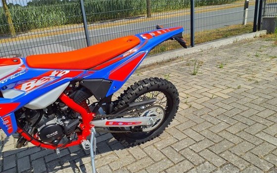 Neufahrzeug Beta RR 50 Enduro Racing - Bild 9