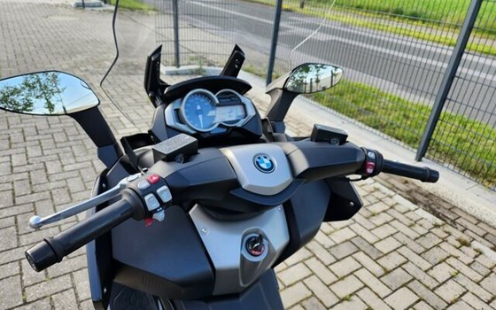 Gebrauchtmotorrad BMW C 650 GT - Bild 3