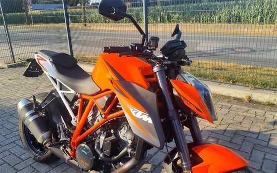 Gebrauchtmotorrad KTM 1290 Super Duke R - Bild 10