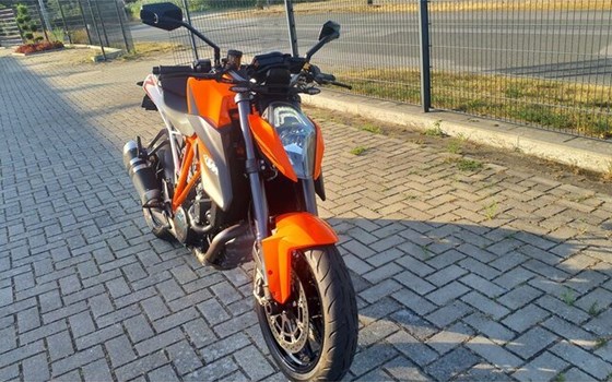 Gebrauchtmotorrad KTM 1290 Super Duke R - Bild 14