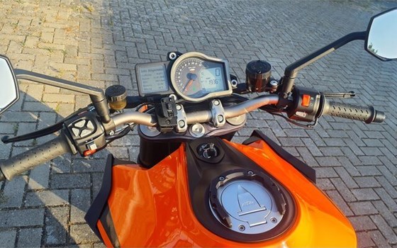 Gebrauchtmotorrad KTM 1290 Super Duke R - Bild 2