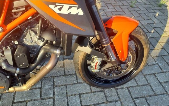Gebrauchtmotorrad KTM 1290 Super Duke R - Bild 4