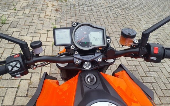 Gebrauchtmotorrad KTM 1290 Super Duke R - Bild 2