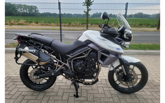 Gebrauchtmotorrad Triumph Tiger 800 XRT - Bild 1