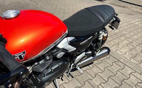 Gebrauchtmotorrad Triumph Speed Twin 1200 RS - Bild 6