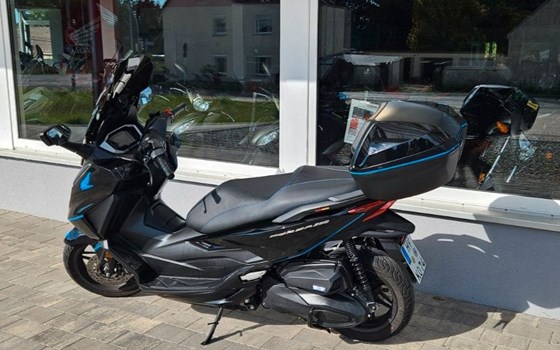 Gebrauchtmotorrad Honda Forza 350 - Bild 7