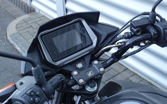 Gebrauchtmotorrad Honda CB125F - Bild 4