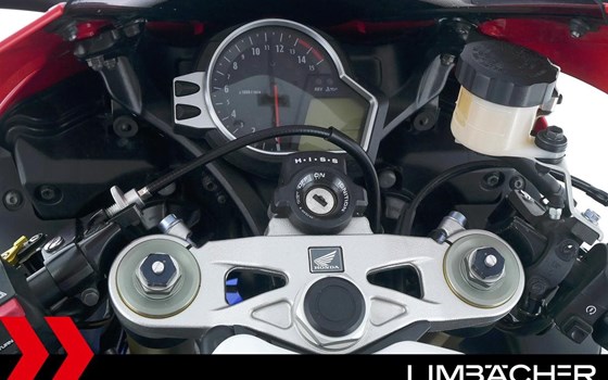 Gebrauchtmotorrad Honda CBR1000RR Fireblade - Bild 23