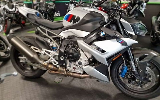 Gebrauchtmotorrad BMW M 1000 R - Bild 2