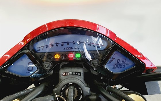 Gebrauchtmotorrad Honda CB 1000 R - Bild 9