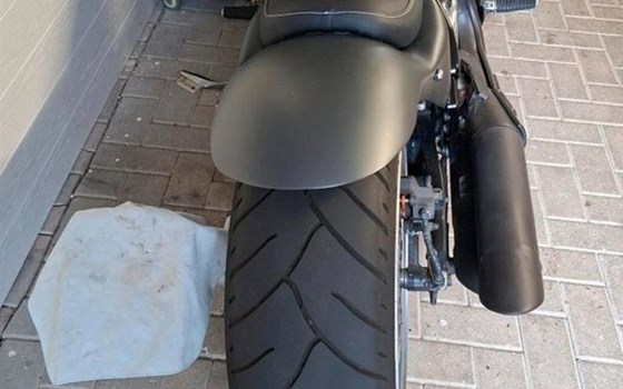 Gebrauchtmotorrad Suzuki Intruder M1800R - Bild 6