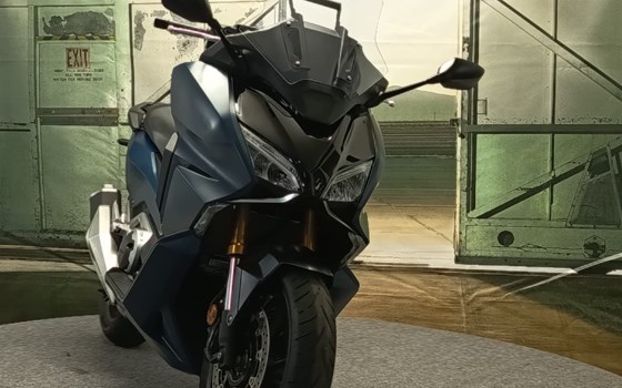 Gebrauchtmotorrad Honda Forza 750 - Bild 3