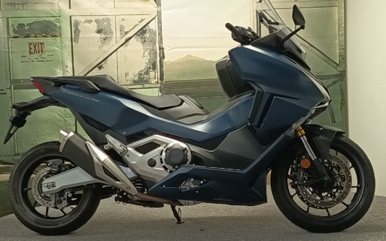 Gebrauchtmotorrad Honda Forza 750 - Bild 4