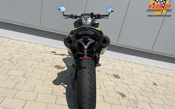 Gebrauchtmotorrad Triumph Speed Triple RS - Bild 6
