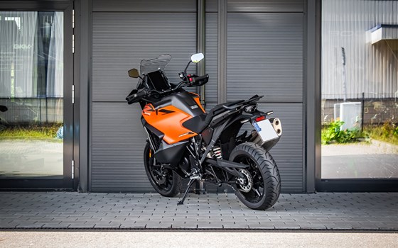 Gebrauchtmotorrad KTM 1390 Super Adventure S EVO - Bild 3