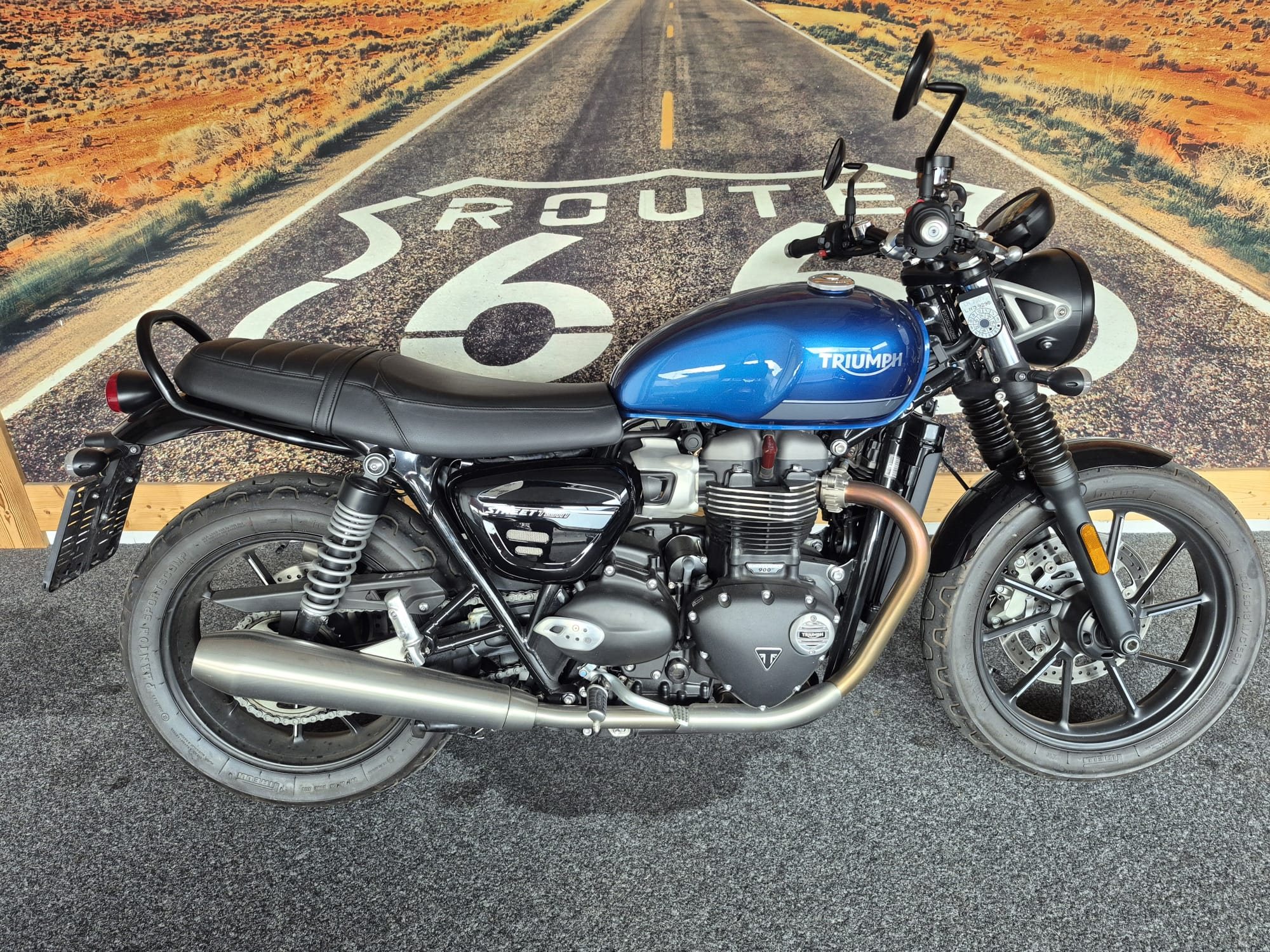Triumph Street Twin