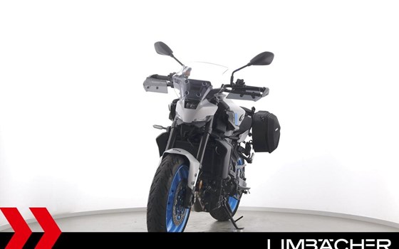 Gebrauchtmotorrad Yamaha MT-09 Y-AMT - Bild 3