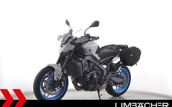 Gebrauchtmotorrad Yamaha MT-09 Y-AMT - Bild 4