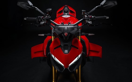 Gebrauchtmotorrad Ducati Streetfighter V4 S - Bild 4
