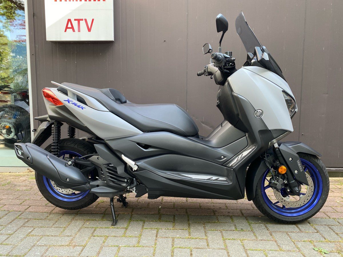 Yamaha XMAX 125