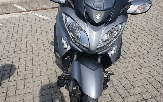 Gebrauchtmotorrad Suzuki Burgman 650 Executive - Bild 1