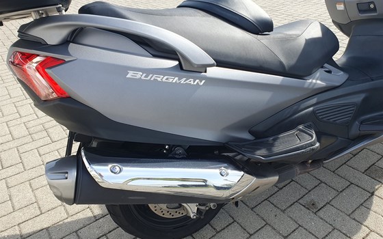 Gebrauchtmotorrad Suzuki Burgman 650 Executive - Bild 8