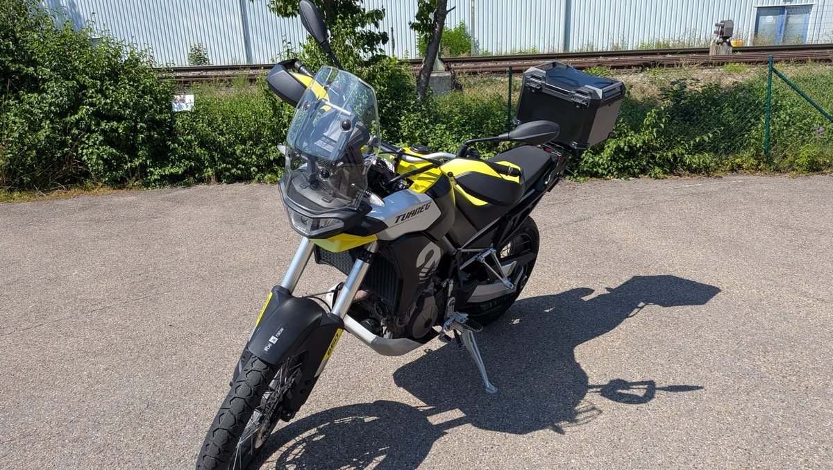 Aprilia Tuareg 660