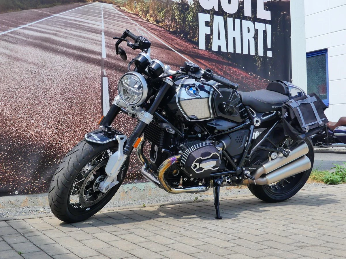BMW R nineT 