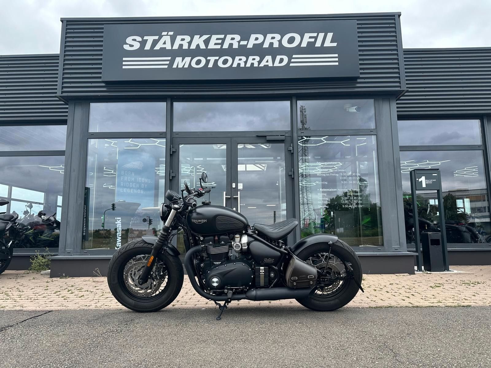Triumph Bonneville Bobber