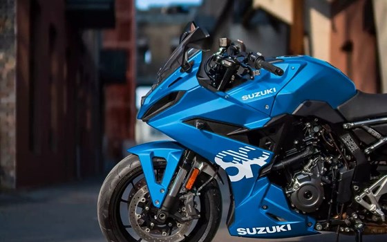 Gebrauchtmotorrad Suzuki GSX-8R - Bild 1