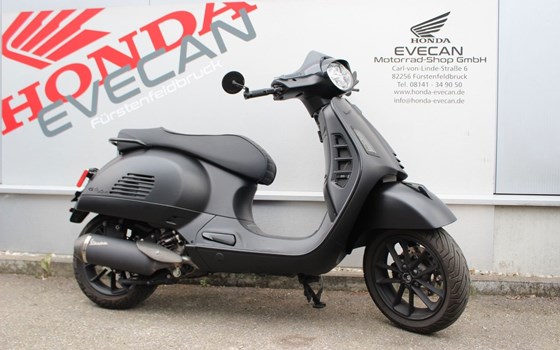 Gebrauchtmotorrad Vespa GTS 300 Super Notte - Bild 1