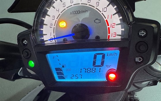 Gebrauchtmotorrad Kawasaki ER-6n - Bild 5