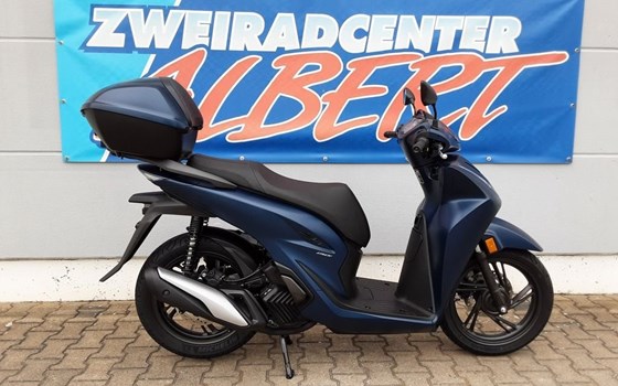 Gebrauchtmotorrad Honda SH150i - Bild 1