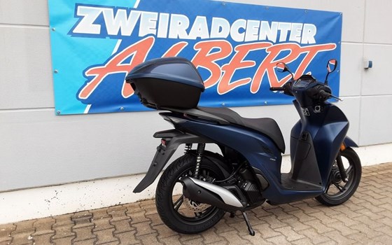 Gebrauchtmotorrad Honda SH150i - Bild 3