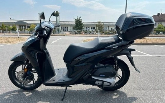 Gebrauchtmotorrad Honda SH125i - Bild 2