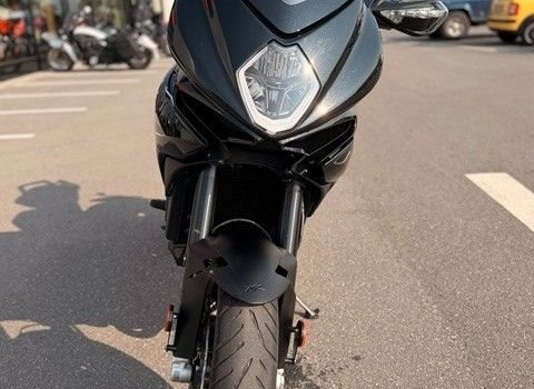Gebrauchtmotorrad MV Agusta Turismo Veloce RC SCS - Bild 5
