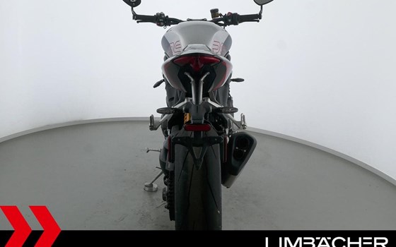 Gebrauchtmotorrad Triumph Speed Triple 1200 RS - Bild 15